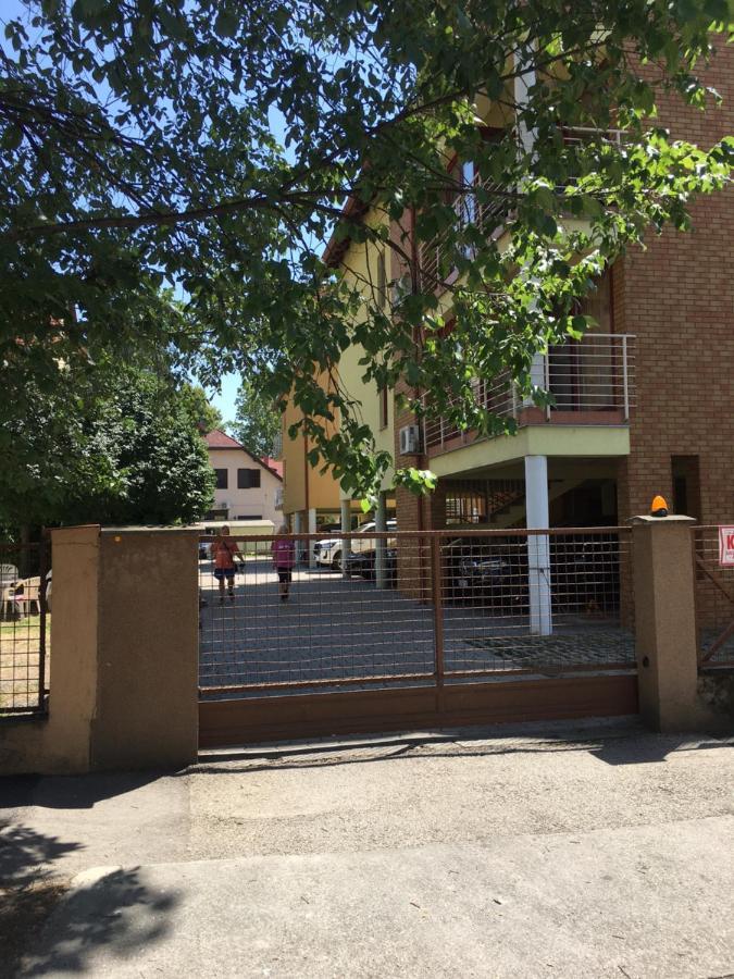 Siofoki Beach Apartman Экстерьер фото